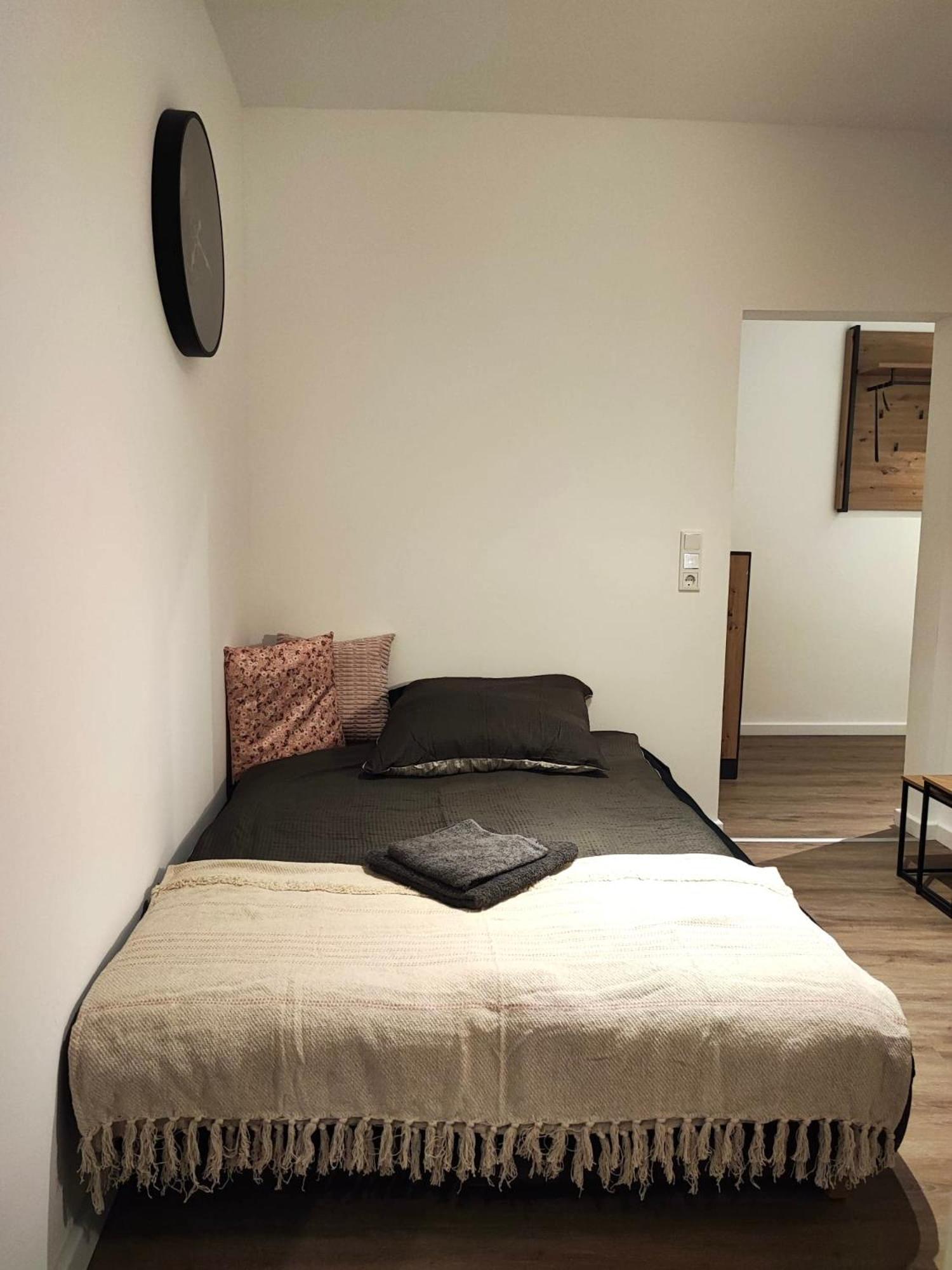 Rtr Essen - Fuer Bis Zu 8 Personen - Voll Ausgestattet - Zentral Limbecker Platz - Messe - Uniklinikum - Smart Tv - Modern公寓 外观 照片