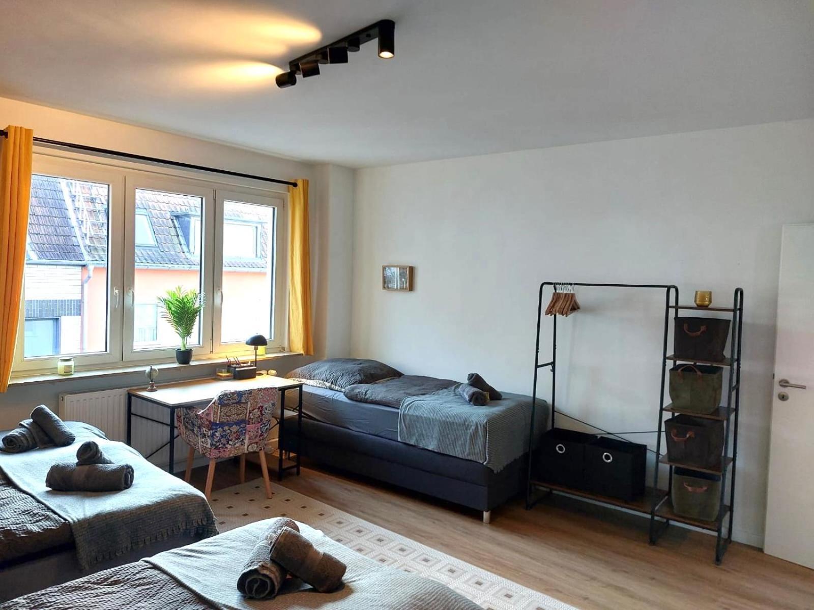 Rtr Essen - Fuer Bis Zu 8 Personen - Voll Ausgestattet - Zentral Limbecker Platz - Messe - Uniklinikum - Smart Tv - Modern公寓 外观 照片