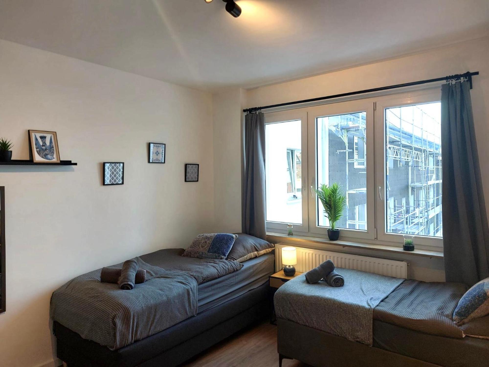 Rtr Essen - Fuer Bis Zu 8 Personen - Voll Ausgestattet - Zentral Limbecker Platz - Messe - Uniklinikum - Smart Tv - Modern公寓 外观 照片